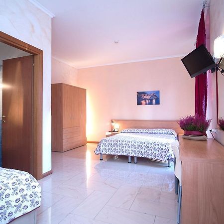 Hotel Villa Flora Bogliasco Exterior photo