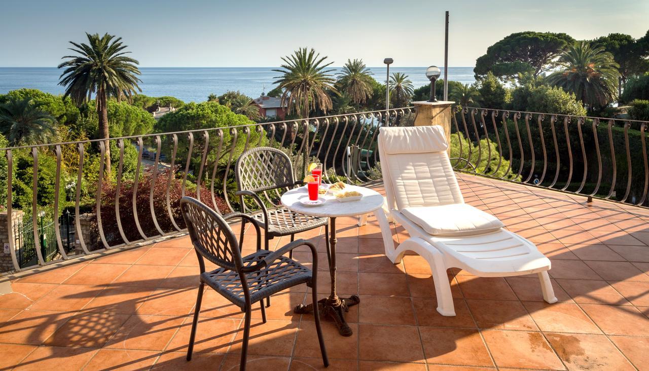 Hotel Villa Flora Bogliasco Exterior photo